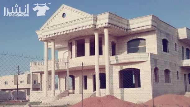 فيلا للبيع موقع مميز جدا على شارعين (شارع الاربعين) (وشارع العشرين) مساحة البيت 800 متر ( اربعة واجهات حجر )
خالص منها شقه غرفتين وحمام ومطبخ سوبر ديلكس بلكونه كبيره
(( نضام امريكي ))
#غرفه تحت ا...