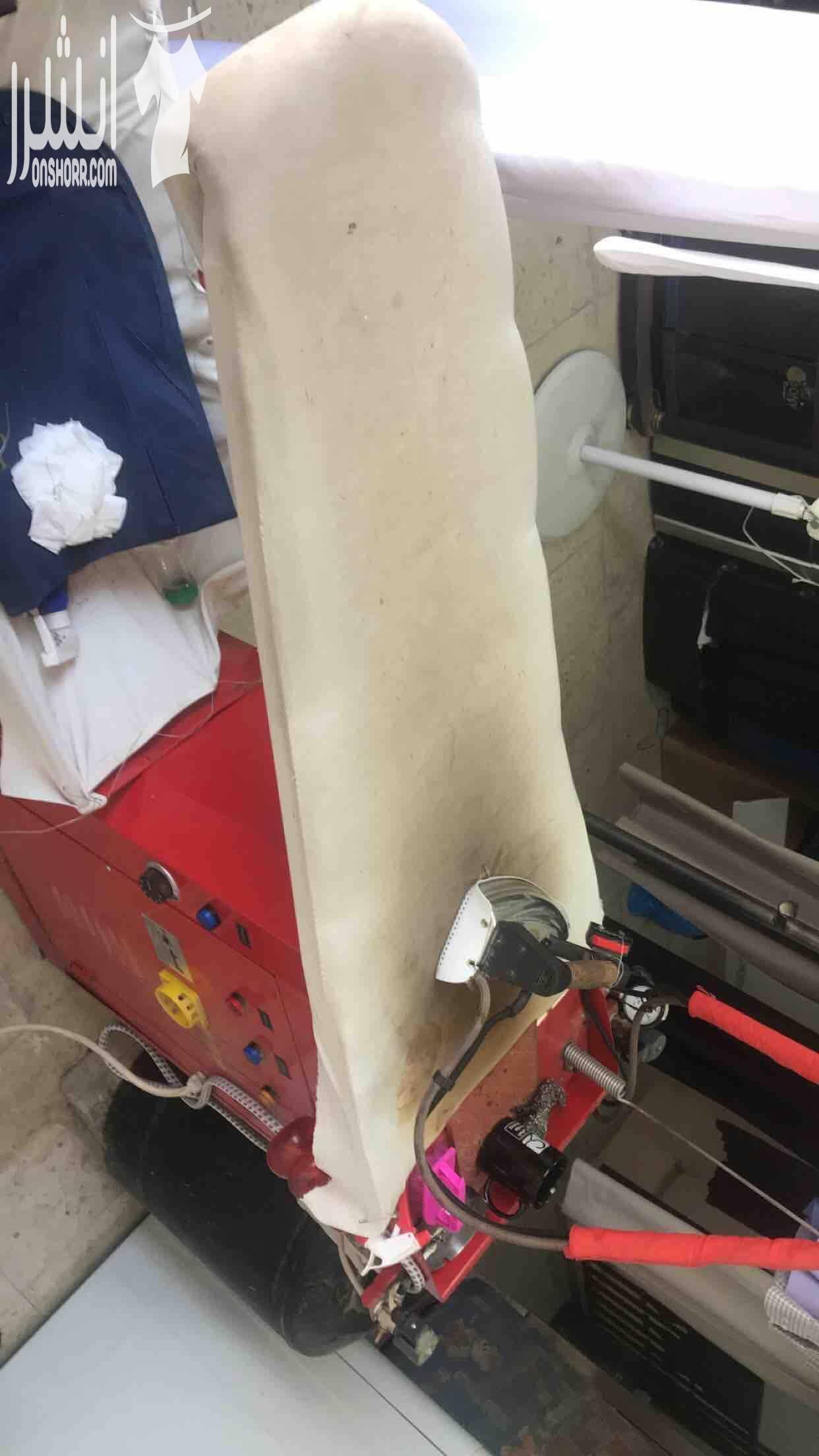 محل دراي كلين في الهاشمي الشمالي في منطقة سكنية مميزة يعمل بشكل ممتاز للبيع بداعي السفر مجهز بكامل المعدات و الماكينات الصناعية مكون من نورفة فل اتمتيك نوع جديد غسالة حرامات صناعية سوسرية الصنع 25...