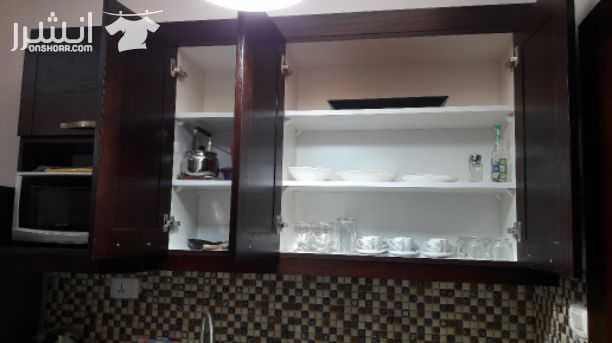 استوديو جديد للايجار من المالك مباشرة, مفروش بالكامل فرش فندقي 5 نجوم يقع في منطقة حيوية قرب بوابة الهندسة.
غرفة / صالة مع مطبخ امريكي و حمام
- فرش فاخر مع جميع الاجهزة الكهربائية (ثلاجة, غسالة, ما...