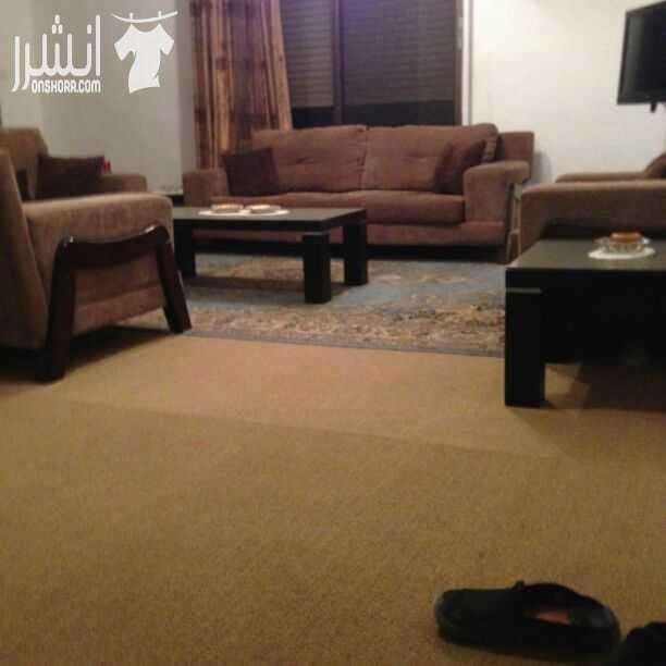 للبيع شقه طابق ثاني في منطقه الجبيهه قريبه من مدارس الابداع التربوي مساحه الشقه 133 متر ثلاث غرف نوم حمامات صاله صالون مطبخ راكب مصعد كراج عمر البناء 5 سنوات جميع الخدمات متوفره وقريبه رسوم الشقه عليك...