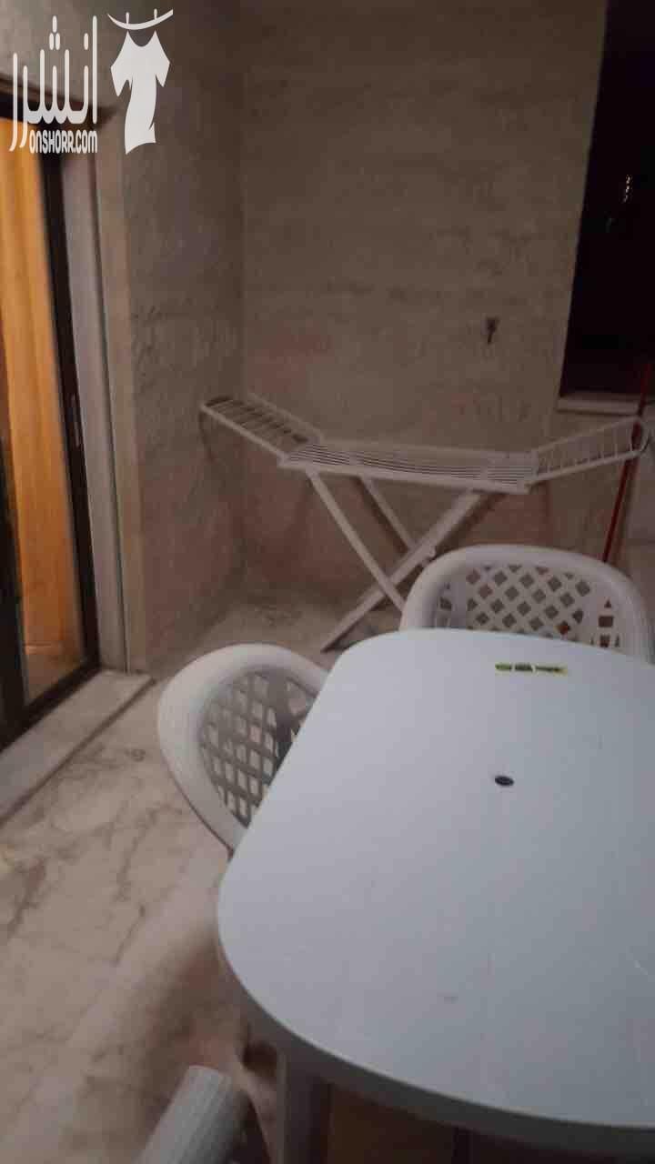 شقه للإيجار في منطقة عرجان ، خلف مستشفى الرويال مساحتها ٢١٠ فيها نت وحمام شمسي شاشات وتكييف كامل لجميع الغرف وكراج سيارته مفروش كامل مع ثلاجه وغساله وكلشي للإيجار الاتصال على : ٠٧٩٨٥٩٣٤٠١