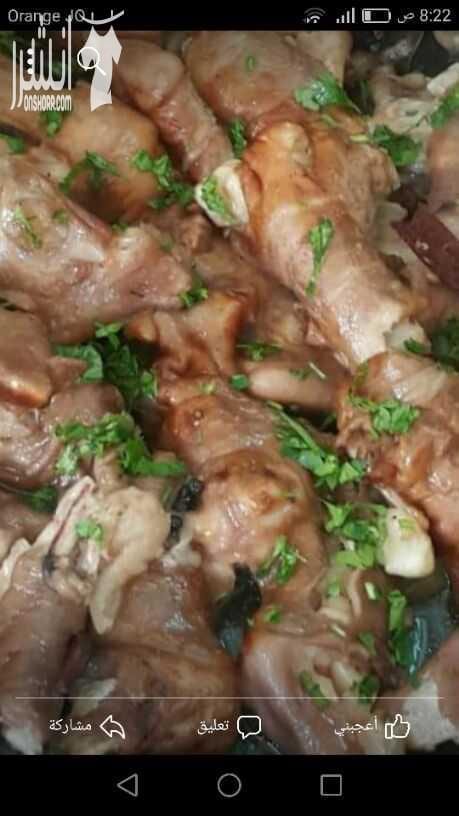 يسعد مساكم ...حبيت اخبركم عنا عروض ممتازه واحنا عنا مطبخ بيتي بنعمل جميع الأكلات والمقبلات للجميع المناسبات وبنعمل معمول بالسميد تنقيش يدوي وطعم ولا اروع ..مبسوس في السمن النباتي والزبده و صفحتي إسمه...