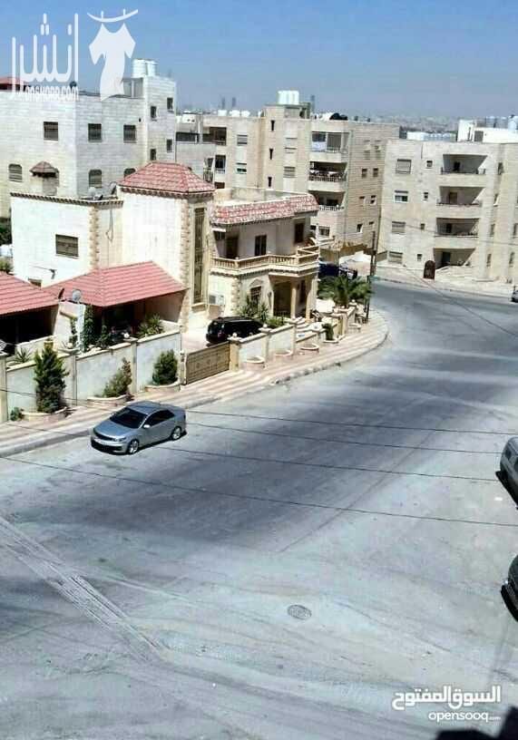 شقه للبيع
3 نوم
واحده ماستر
صاله
غرفه ضيوف
بلكونه
حمايه راكبه
حمام اضافي
كراج
حي عدن جبل النصر ماركا ج
ساعه مياه
ساعه كهرباء
منطقه هادئه
0786670758
35000