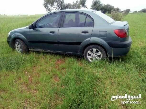 جير عادي مكيف بور سنتر انذار مفتاح عدسه ماتور 1400 ستيرنق متحرك فرش جديد نضيفه لاتحتاج صيانه مكفوله شهر مرخصه سنه كامله منفوظه كامل وعلى ايدي الفحص مع الصور كوشوك امامي جديد السعر ٥٣٠٠ الرجاء عدم اتص...