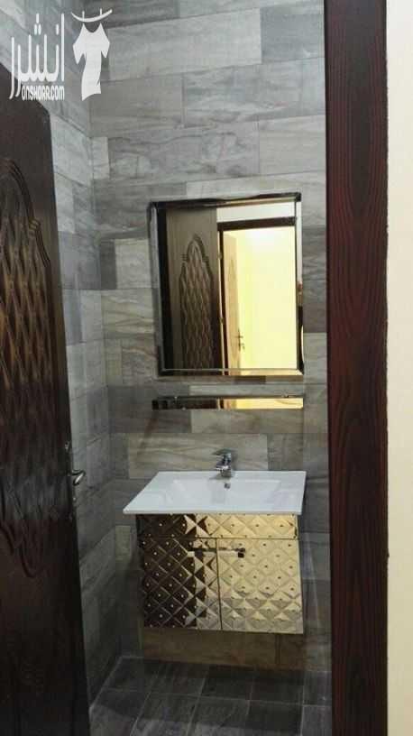 أهلا بكم في شركة باب عجلون للمشاريع الاسكانية.. تقدم لكم باب عجلون ، باقة مميزة من الشقق السكنية الفخمة وذات المواصفات العالية التي تلبي اذواقكم وطموحاتكم.. الميزات: 1: صيانة مجانية للشقق 3 سنوات...