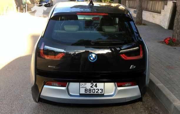 Bmw i3 2014 كهرباء فل اضافات داخل قماش وجلد لونين تقطع مسافه 150-160 ماشيه 22 ميل فقط فحص كامل كلين تايتل جمرك وتامين جديد شاشه كبيرة حساسات امامي خلفي كاميرا نظام Autopark رادار بطارية وتكن...
