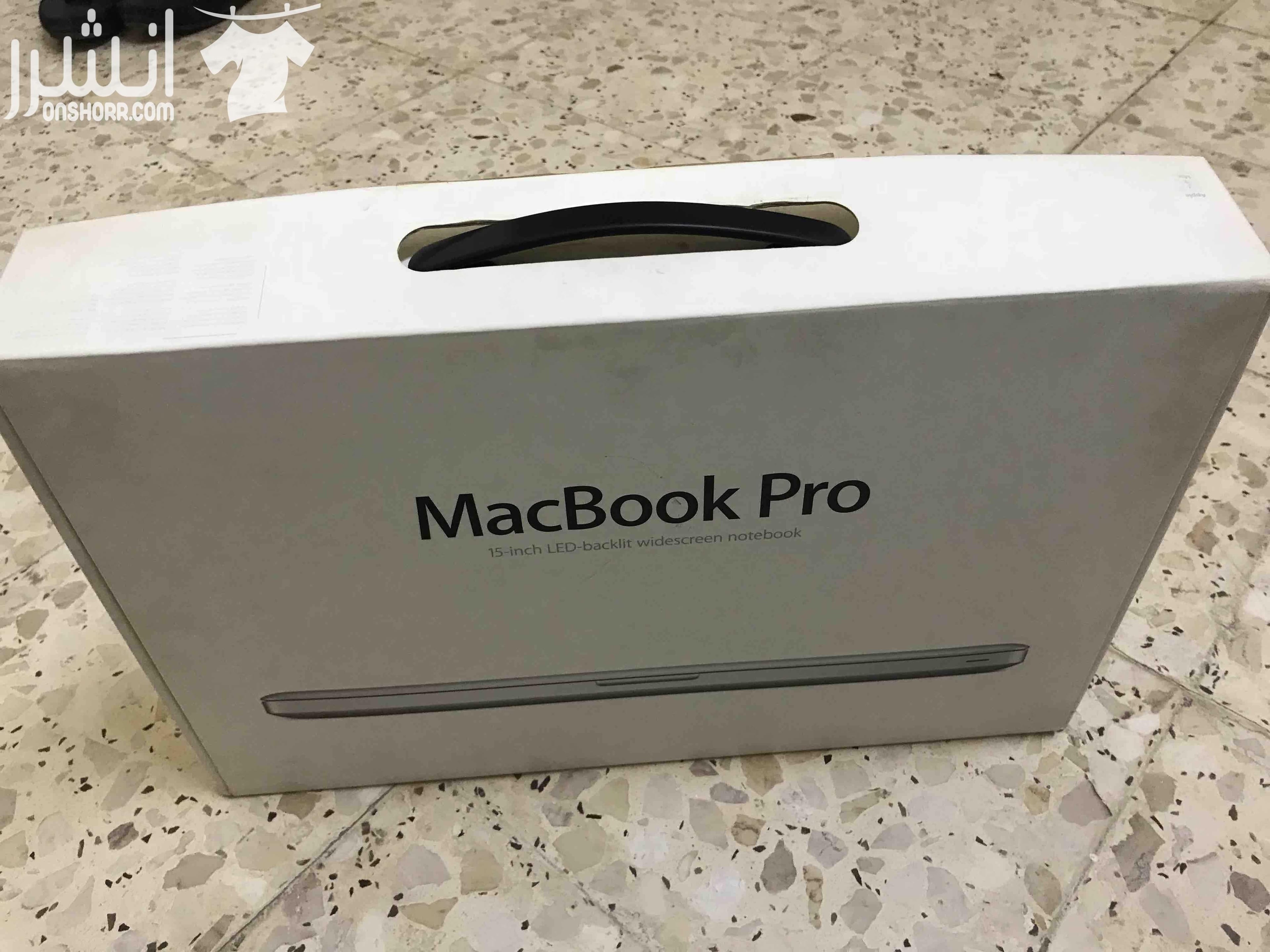 ماك بوك برو cori7 8g ram 500 hdd نازل عليه احدث سوفت وير كامل اغراضه معه ( ريموت و شنته اصليه و الكرتونه و اوفس ماك ٢٠٠٨ وبرامج اصليه اخرى )