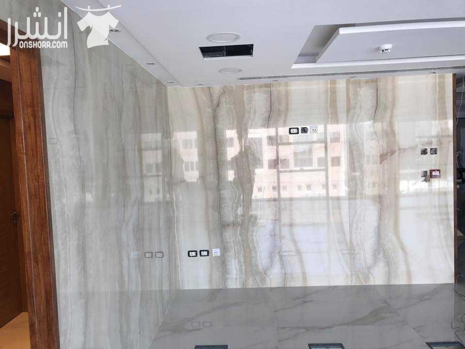 شركة اليسر للمقاولات الأنشائية .... * جميع اعمال الديكورات الداخلية والخارجية من تصميم خشب - تبليط - دهان - تركيب كرميد - جبس بورد - صيانة عامة - تركيب مقاطع الالمنيوم - تركيب حديد - تركيب ابواب - س...