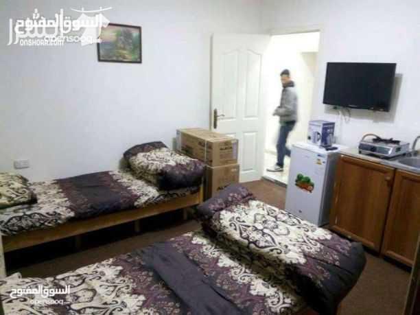 0795179260
شقه مفروشة للايجار في عمان شارع الجامعة الاردنيه خلف مجدي مول
غرفتين نوم وصالون ومطبخ وحمام وشاور
أثاث جديد ونضيف و موقع هادئ
يومي أسبوعي شهري
0795179260