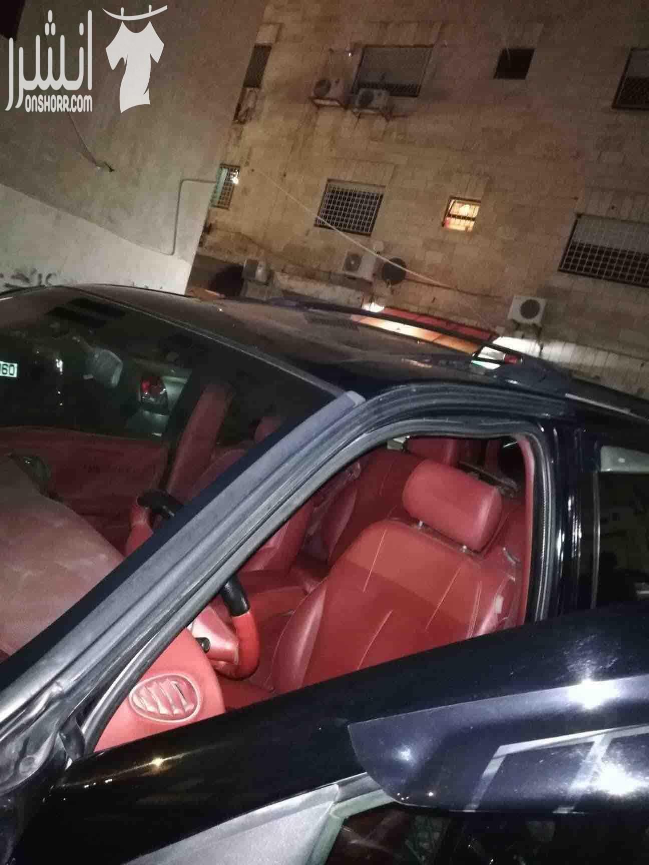 سيارة شيفوليه بلايزر موديل 2002 وارد امريكي ترخيص واطي 3 جيد 1 قصعه اثر بانكيت 4 ويل ما كانت امن عام لون خارجي اسود مميز وفرش جلد احمر البيع ع الكاش 7000 الاف دينار او اقساط دفعه 5000 واقساط 250...