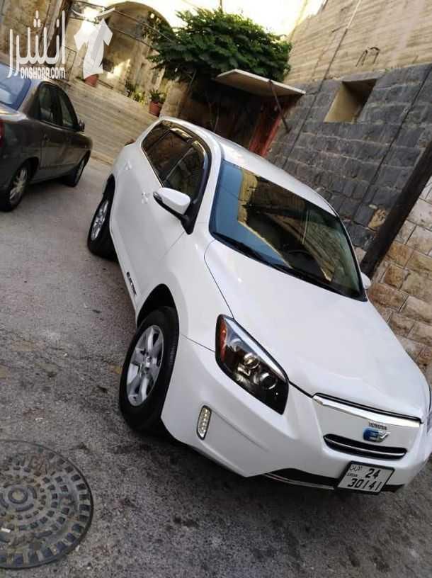 للبيع فقط و بسعر محروق تويوتا Rav 4 كهرباء بالكامل 2013 جمرك جديد لون ابيض لؤلؤي كلين تايتل كلين كارفاكس فحص 7 جيد بدون اية ملاحظة فحص بطارية وكهرباء ونظام الكهرباء 100% بطارية ليثوم نظام الت...