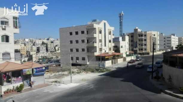 شقــــة للبيـــــع بسعـــر مغري (جديدة) لم تسكــن مساحتها 140م2 في اجمل مناطق الزهور– قرب شارع المعارض فقــــط بــ 63 ألف قابل للتفاوض/ تشطيـب سوبر ديلوكس *الصور المرفقة لها / بموقع رائـــع بقلب الخ...
