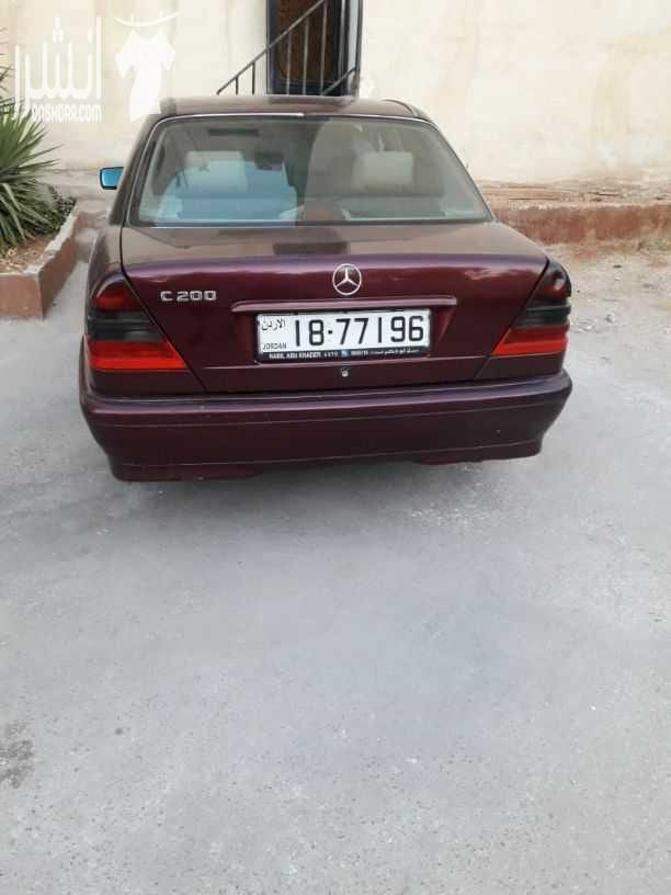 مرسيدس C200 توب نظافة للبيع السيارة بالصلاة على النبي مش ناقصها برغي فحص 3 جيد وقصعة كما هو مرفق بالصور مفتاحين شفط مري ضب كهربا كندشن شغال 100 بالمية حامي بارد نظامين للوقود عادي ورياضي اقتصادي...