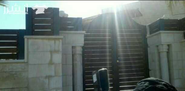 محددة الرحمن لكافة اعمال الحداده والصيانه والاعمال الخارجيه وكل ما يتعلق في الحدادة الميزات 1دقه في العمل 2دقه في المواعيد 3واسعارنه تنافس الجميع للطلب والاستفسار الاتص على الرقم التالي (07799451...