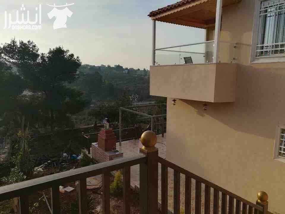 فرصة استثمارية لا تعوض سعر مغري جدا لا يصدق من المالك مباشرة شاليهات و شقق سكنية مميز جدا ذات اطلاله رائعه في أعلى جبال السلط - ******* المشروع الاول ## شقق سكنية فخمة جدا ذات اطلالة جميلة جدا مسا...