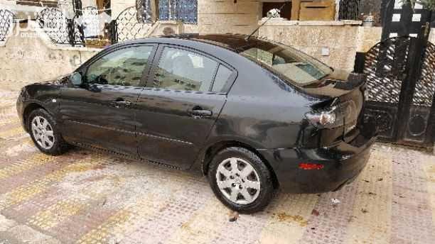 مازدا زوم ٣ فحص ٣ جيد الرابع مضروب خلفي يسار ماتور ١٦٠٠ وجير اوتوماتيك بحالة ممتازه السيارة ميكانيك وبودي لا يحتاج لاي صيانه شغل وامشي ممشاها ١٤٠ الف والبيع كاش والله يبارك للشاري