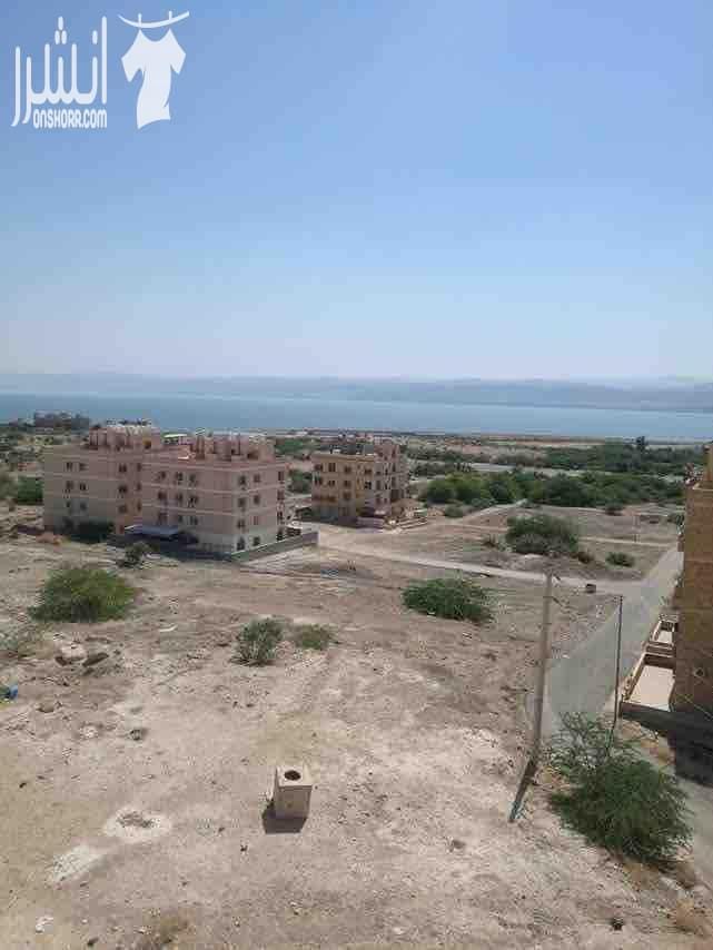 شاليه للبيع (للتواصل عن طريق الواتساب) 1.مطبخ راكب يوجد به شفاط 2.يوجد 3 برندات مطلات على البحر 3.خزائن في الحائط 4.غاز راكب داخل القرانيت ٥.بركة مسبح ٦.كراج ٧.تكيف ٨.مصعد ٩.عمر البناء ٨سنوات ١٠.المس...