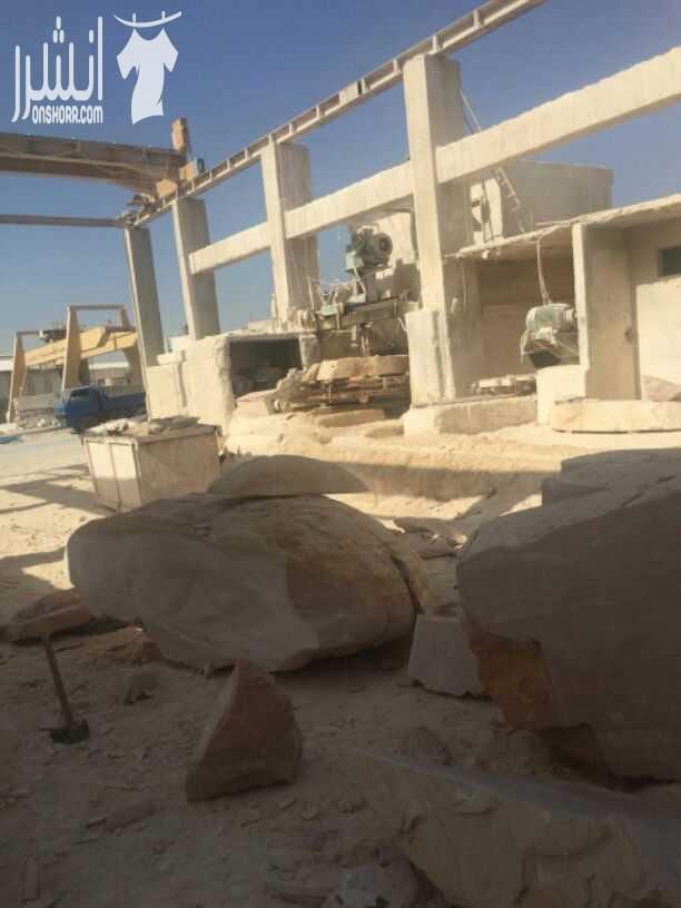 منشار حجر للبيع في منطقة سحاب الصناعية موقع مميز بكامل معداته الحديثة وخط إنتاج حديث للتواصل على الرقم 0795879973
