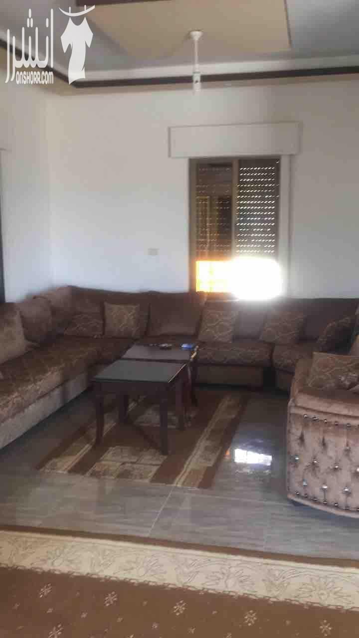 مزرعة مميزة في جرش للايجار مبيت او بدون مبيت مسبح 8*4 مع اضاءة كرة سلة كرة طائرة قعدات خارجية برندات اطلالة مميزة اجواء مميزة للشوي مكان للزرب مكان للعب الاطفال اسعار حسب الايام