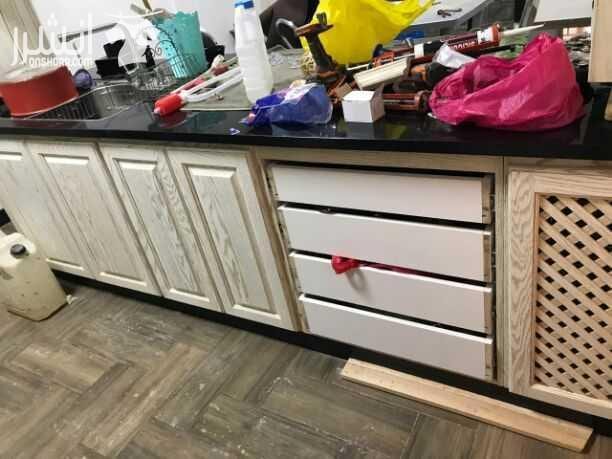 منجرة البوبلي غرف نوم مطابخ سفره ابواب ديكورات جميع انواع المنجور للطلب او الاستفسار 0788278716 0799923200