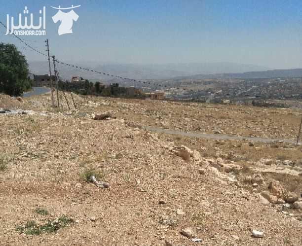 مكان هادئ واطلالة رائعة 6 قطع اراضي للبيع في جرش منطقة الشواهد مصنفة سكن أ مطلة ومشرفه على مخيم سوف وقرى جرش وعمان وصويلح والبلقاء على الشارع العام تبتعد عن مبنى محافظة جرش 600 متر وعن مركز المدينة...
