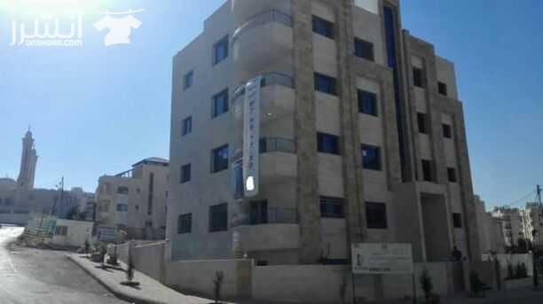 شقــــة للبيـــــع بسعـــر مغري (جديدة) لم تسكــن مساحتها 140م2 في اجمل مناطق الزهور– قرب شارع المعارض فقــــط بــ 63 ألف قابل للتفاوض/ تشطيـب سوبر ديلوكس *الصور المرفقة لها / بموقع رائـــع بقلب الخ...