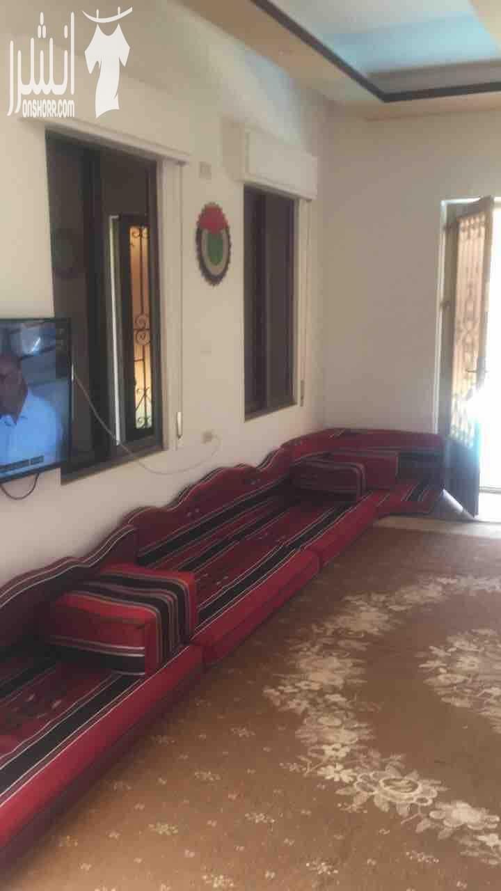 مزرعة مميزة في جرش للايجار مبيت او بدون مبيت مسبح 8*4 مع اضاءة كرة سلة كرة طائرة قعدات خارجية برندات اطلالة مميزة اجواء مميزة للشوي مكان للزرب مكان للعب الاطفال اسعار حسب الايام