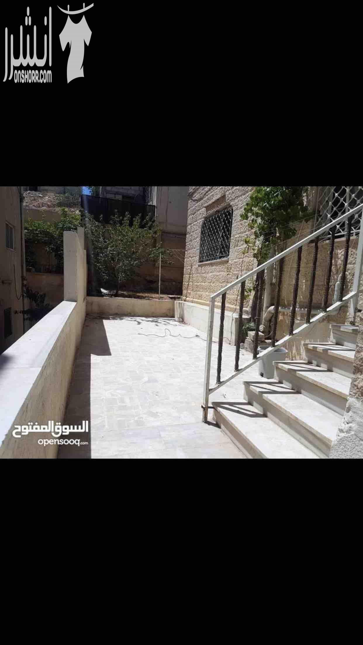 منزل مستقل مساحة الارض 365 م ومساحة البناء 300 متر .. 3 واجهات حجر .. تهوية من 4 جهات طابقين مستقلين كل واحد بمدخل الطابق الارضي 100 م يتكون من غرفة نوم و غرفة جلوس ومطبخ وحمام والطابق الاول 2...