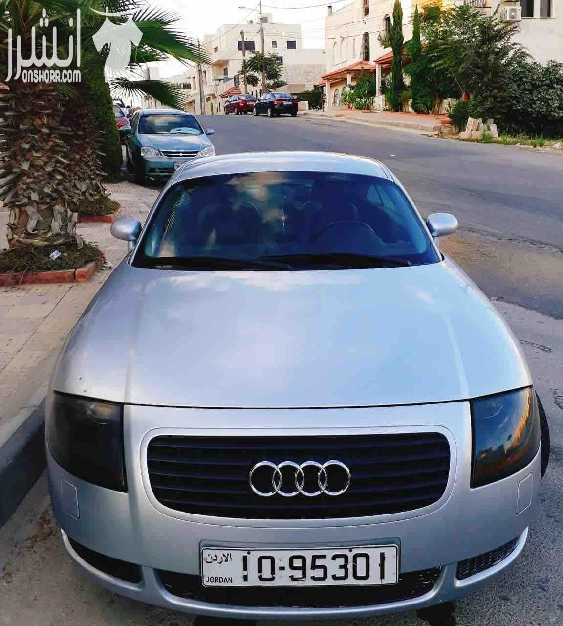 اودي TT موديل ٢٠٠٠ محرك ١٨٠٠ تيربو جير عادي السيارة بحالة ممتازة واستعمال يوم الجمعة كراسي جلد مدفأة ممشى ١٧٥٠٠٠ كيلومتر لون خارجي سلفر وداخلي جلد اسود صيانة عامة حديثاً