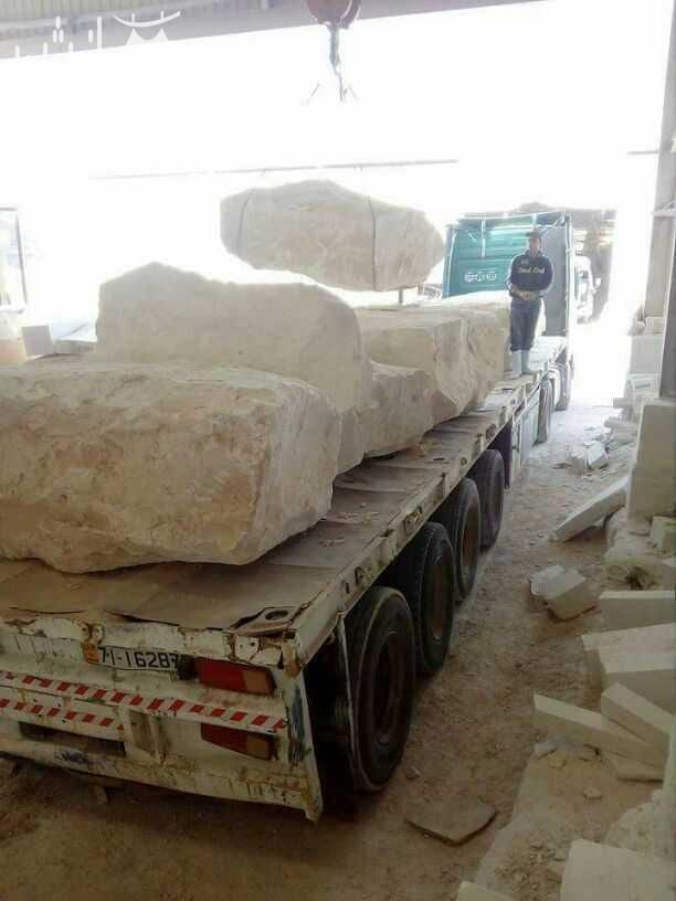توريد جميع أنواع الحجر بكافة أشكاله الأعمدة ، كرانيش ، بلاط ديكورات حجرية داخلية وخارجية عمان / سحاب 0778898607