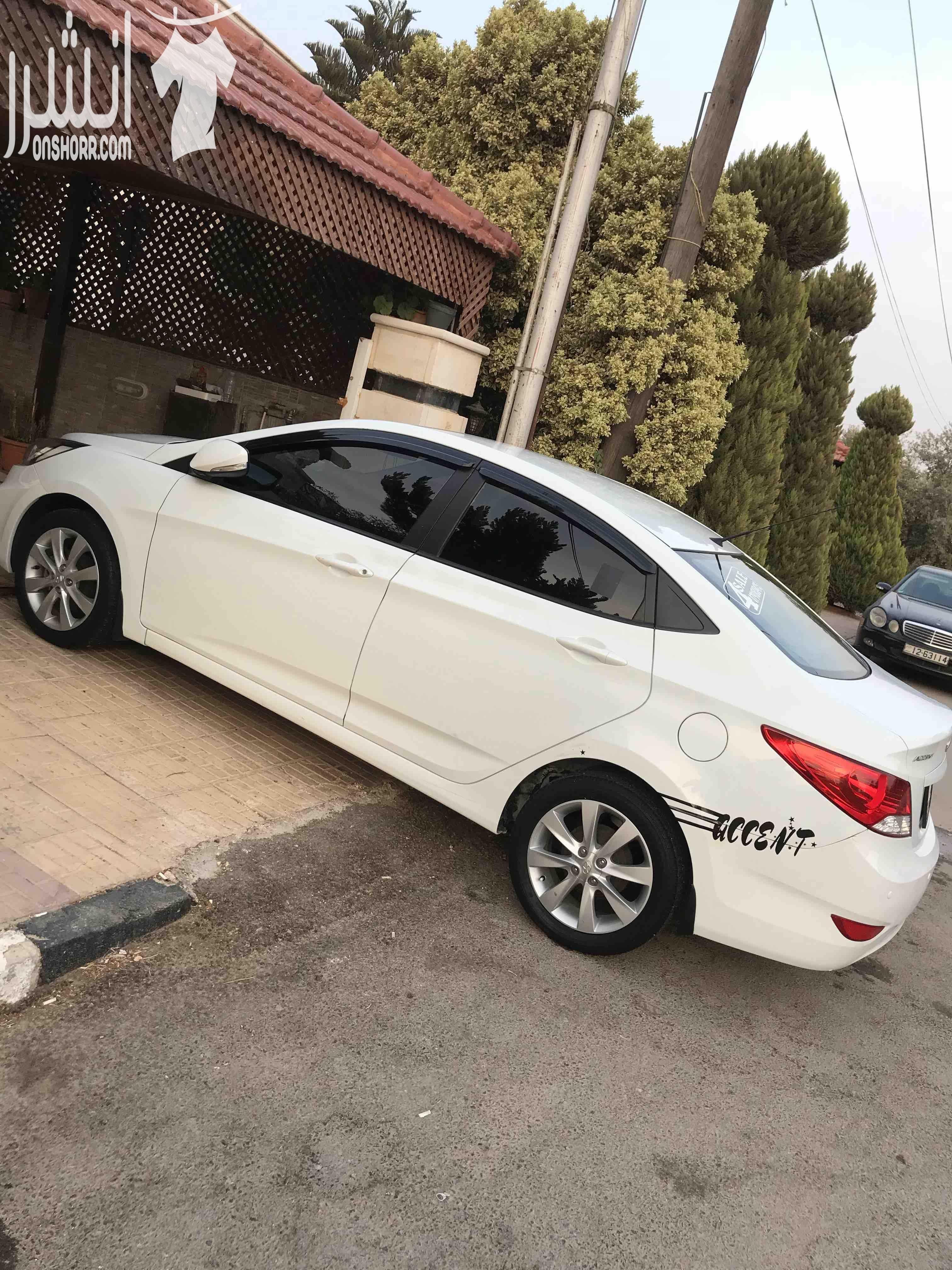 هيونداي اكسنت موديل ٢٠١٤ فحص ٧ جيد ماتور ١٦٠٠ قوي و اقتصادي جدا فل كامل عدا الفتحه جنط المنيوم هيونداي الاصلي مقاس ١٦ حساسات خلفيه تحكم طاره كامل غمازات على المرايا و مري ضب كشافات اماميه مسند...