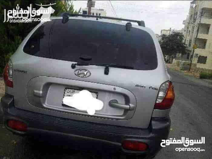 هونداي سنتافي للبيع السيارة بصﻻة على النبي مش ناقصها اشي شغل و امشي الفحص 4 جيد القير اوتوماتيك توب ترونك ماتور 2400 قوي واقتصادي السيارة مرخصة لغاية 2018/4/4 كندشن شغال حامي بارد بس بده غاز مثبت سر...