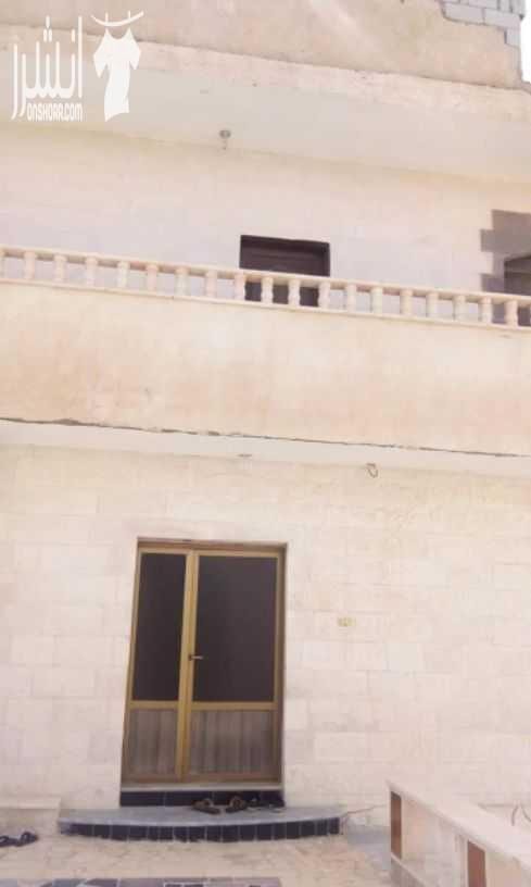 تنظيف واجهات الحجر بواسطة القذف الرملي والمائي وكافة أعمال العزل والكحلة بأسعار منافسه ودقه بالعمل والمواعيد0791437897