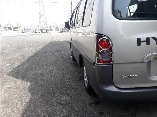 باص H100 حرة جديد فحص كامل 7 جيد ديزل اصلي ماتور2700BB التكييف حامي بارد شغال 100% لمتد كراسي وكالة الغرفة جديدة مسجل كوري الاصلي جنط النجمة كوشوك جديد طقم اكسسوارت كامل ترخيص سنة كامله والصلاة ع...