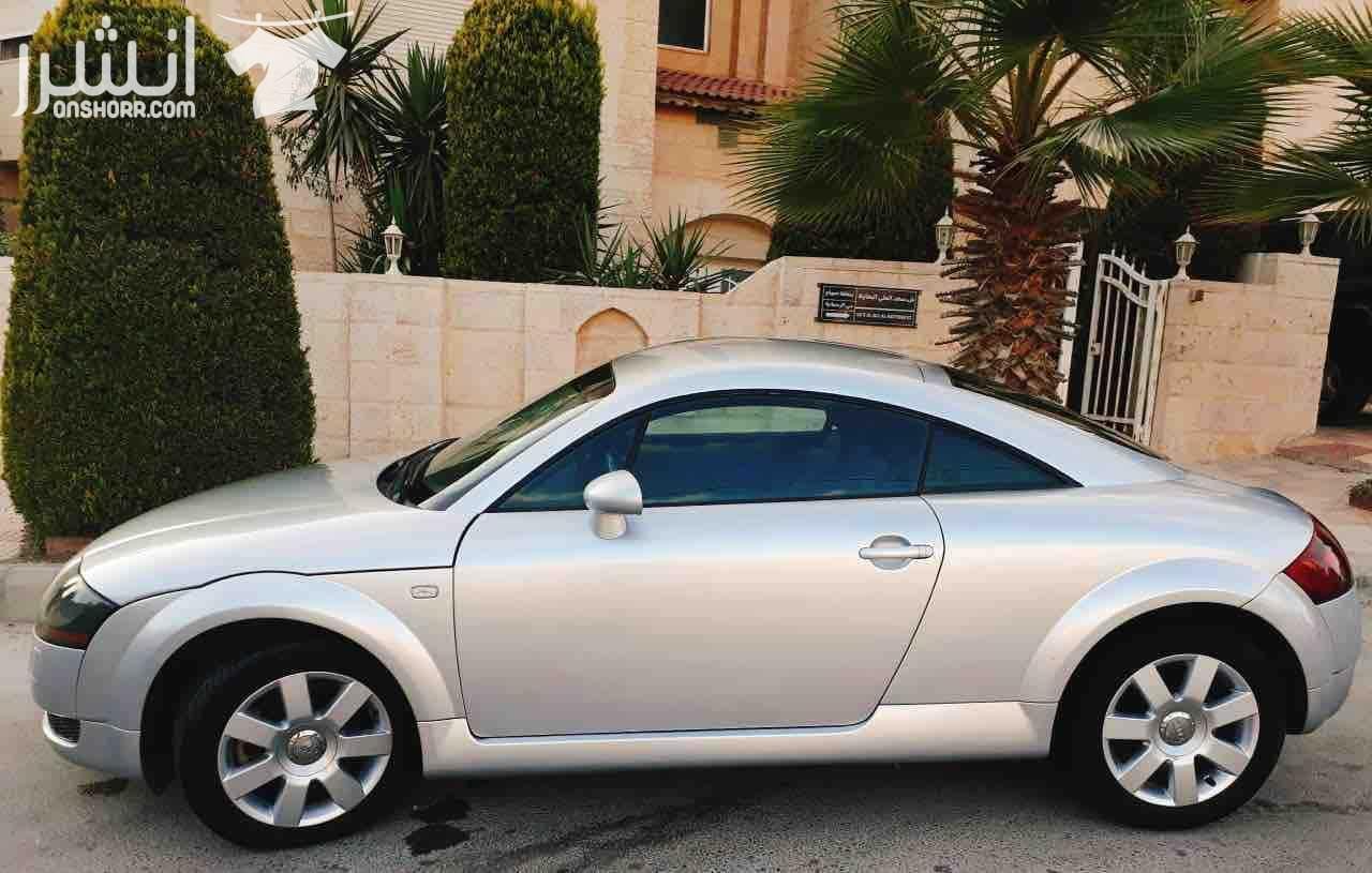 اودي TT موديل ٢٠٠٠ محرك ١٨٠٠ تيربو جير عادي السيارة بحالة ممتازة واستعمال يوم الجمعة كراسي جلد مدفأة ممشى ١٧٥٠٠٠ كيلومتر لون خارجي سلفر وداخلي جلد اسود صيانة عامة حديثاً