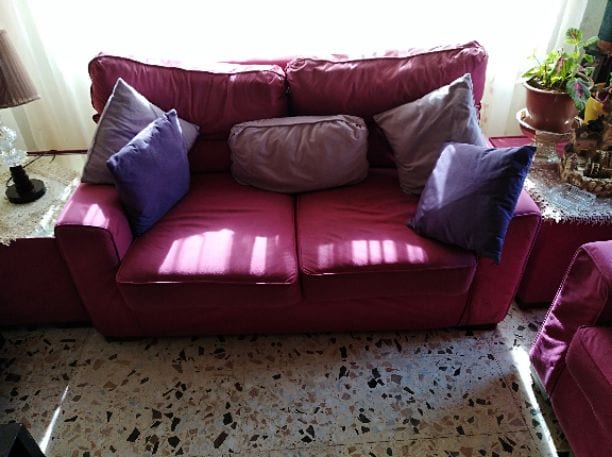 كنب للبيع استعمال خفيف مع بوفية بسعر مناسب
للإستفسار 0795173056-0788257624 (ام وسيم)
عمان ('' المدينة الرياضية '')
