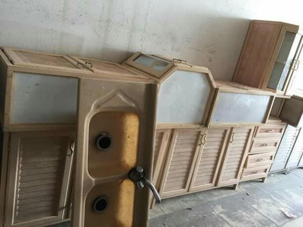 مطابخ المنيوم 3D وارد الخليج استعمال خفيف
سعر المطبخ كامل الموجودين بصور بدون رخام و مجلى 550 دينار
لتفاصيل العنوان ورقم الهاتف عالخاص