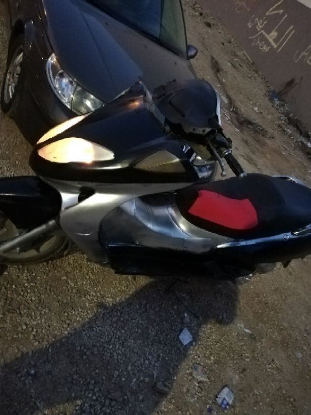 سكوتر الشبح للبيع ٣٥٠ قابل للتفتز١
السكوتر وكاله كل اشي فيه شغال بطاريت مرسيدس جديده راكبه عليه كرسي منجد جديد دهان جديد ماتور ما شالله عليه يشيل ٤ اشخاص ١٥٠ cc السكوتر فلت
مبيرح طالع فيها خشيت بجورت...