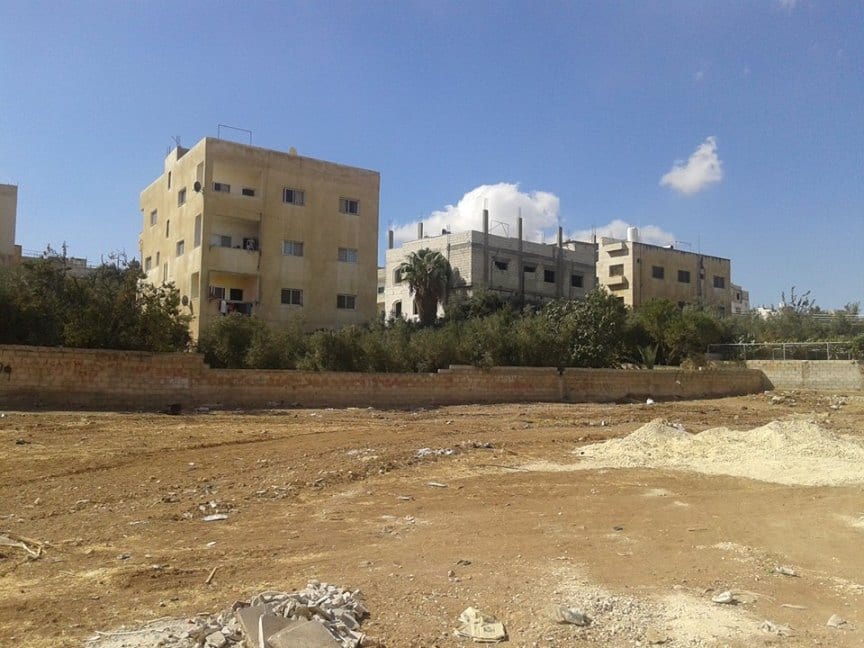 الأردن - عمان
قطعة ارض في الجويدة/ المستندات و أم زعرورة
حوض: المستندات و أم زعرورة
المساحة: 752م
الموقع: قرب حديقة الجويدة و مدرسة الجويدة الأساسيّة المختلطة
واجهة على الشارع 24م بطول 31.3م تقري...