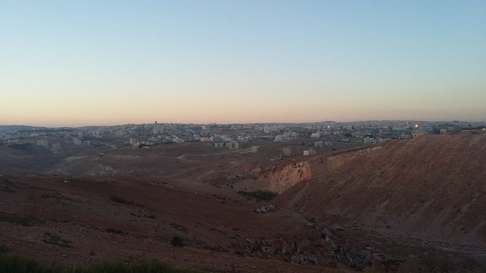الأردن - عمان
فيلا عظم للبيع في مرج الحمام/ الظهير - خلف مدارس الخمائل ب550م
القرية: البحاث
حوض: الطبقة
المساحة: 1.15 دنم
الفيلا مكونة من طابقين مساحة كل طابق 312م
الموقع: الظهير - خلف مدارس الخ...