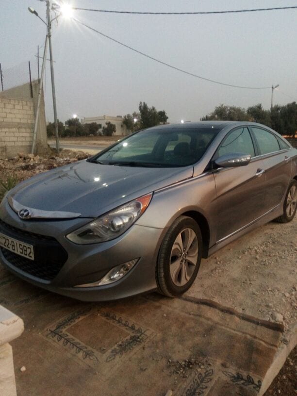 سياروة هونداي سوناتا ٢٠١٥ وارد امريكي سالفج فل بانوراما ماشية ٣٤٠٠٠ ميل ولا ناقصها اشي تشييك كامل على زيت الجير وزيت المحرك وبواجي وكوشوك كله جديد فحص ٢جيد خلفي ٢ مضروب ومصلح امامي لمسجلة بكريم وحاصل...