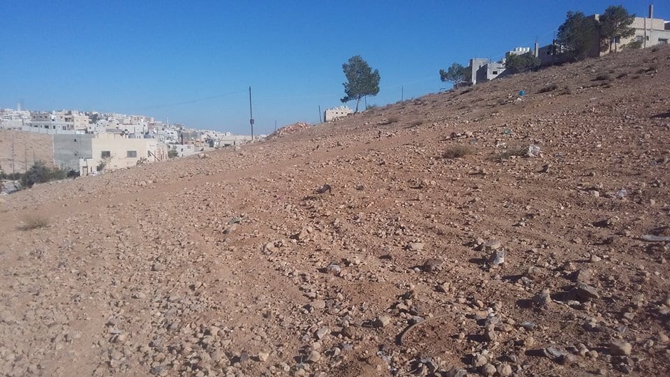 الأردن - عمان
قطعة ارض في جريبا - قرب مسجد التوحيد
القرية: جريبا
حوض: مذبح البعير
المساحة: 445م
الموقع: تبعد 130م عن مسجد التوحيد، 950م عن طريق ياجوز
التصنيف: سكن ج
واجهة على شارعين 26م، 16م
ش...