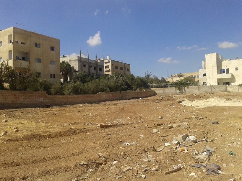 الأردن - عمان
قطعة ارض في الجويدة/ المستندات و أم زعرورة
حوض: المستندات و أم زعرورة
المساحة: 752م
الموقع: قرب حديقة الجويدة و مدرسة الجويدة الأساسيّة المختلطة
واجهة على الشارع 24م بطول 31.3م تقري...