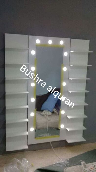 مرايا مع اضاءة ورفوف خشب رووووعة
وعم نعمللكم كل شي بتطلبوة
مرايا?جرارات?رفوف?خزاين احذية?خزاين اكسسوار?
واسعار وعروووووض ولا بالخيال
للتواصل عخاص
توصيل للمحافظات ب ٥
عمان ٣ د