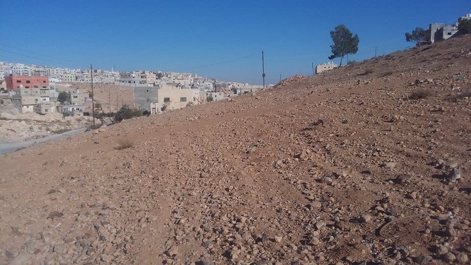 الأردن - عمان
قطعة ارض في جريبا - قرب مسجد التوحيد
القرية: جريبا
حوض: مذبح البعير
المساحة: 445م
الموقع: تبعد 130م عن مسجد التوحيد، 950م عن طريق ياجوز
التصنيف: سكن ج
واجهة على شارعين 26م، 16م
ش...
