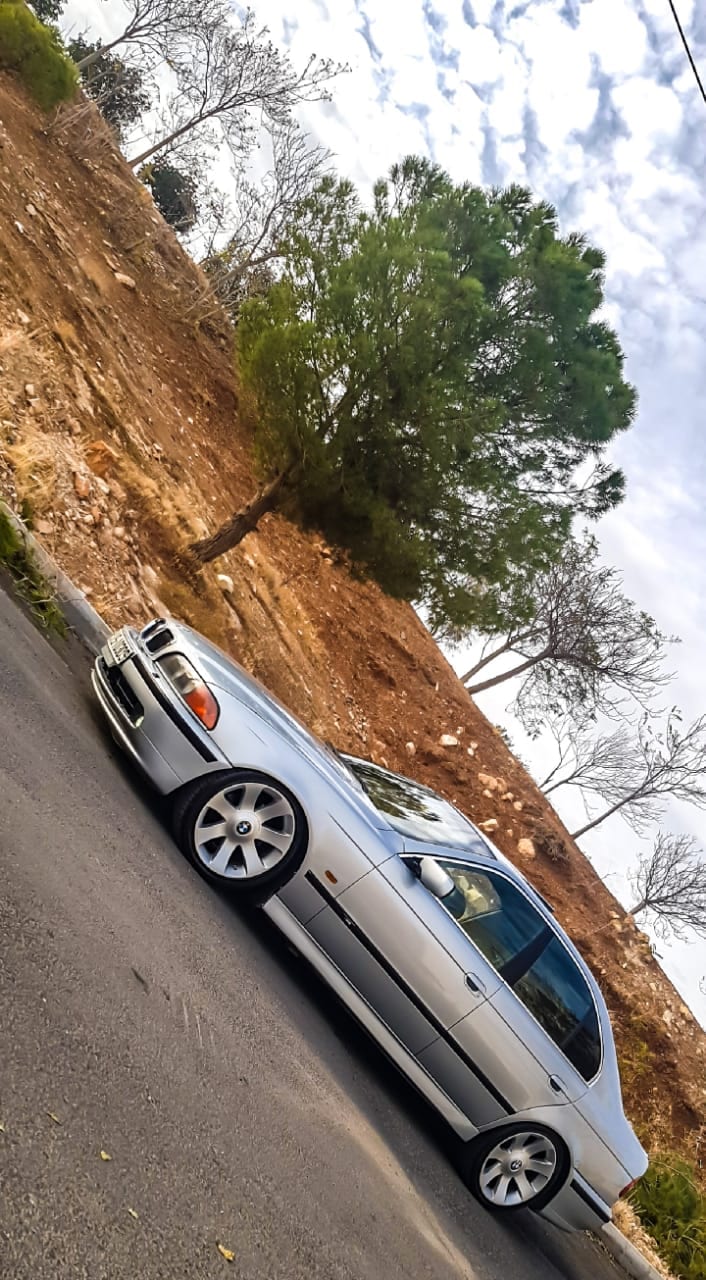 BMW دب بحالة ممتازة للبيع
لا تنسَ أنك شاهدت هذا الإعلان في عنكبوت
موديل 1996 فل مسكر
ترخيص جد...