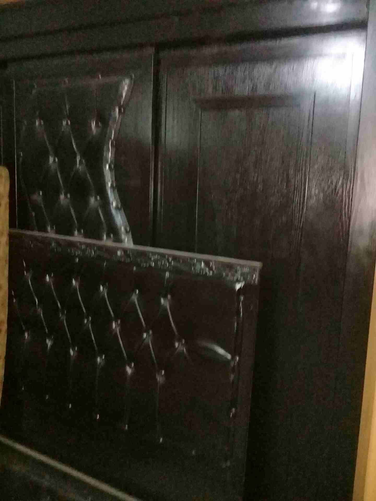 غرف نوم مستعمل مجدد بحاله وكاله سعر مغري
لا تنسَ أنك شاهدت هذا الإعلان في عنكبوت
جرش ابوابراهيم ع...