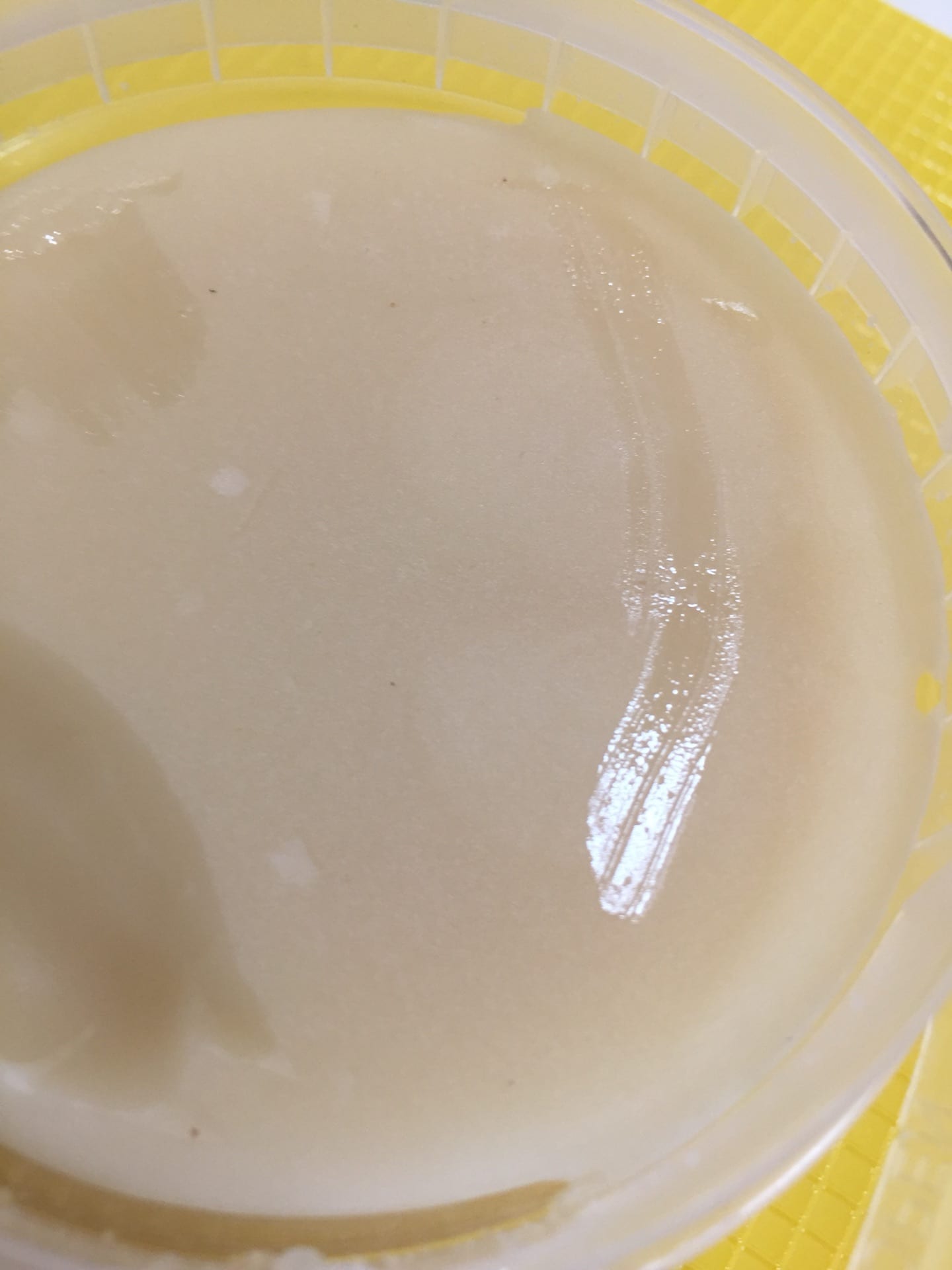 عسل كندي طبيعي حر صافي raw honey
لا تنسَ أنك شاهدت هذا الإعلان في عنكبوت
عسل حر انتاج مراعي ك...