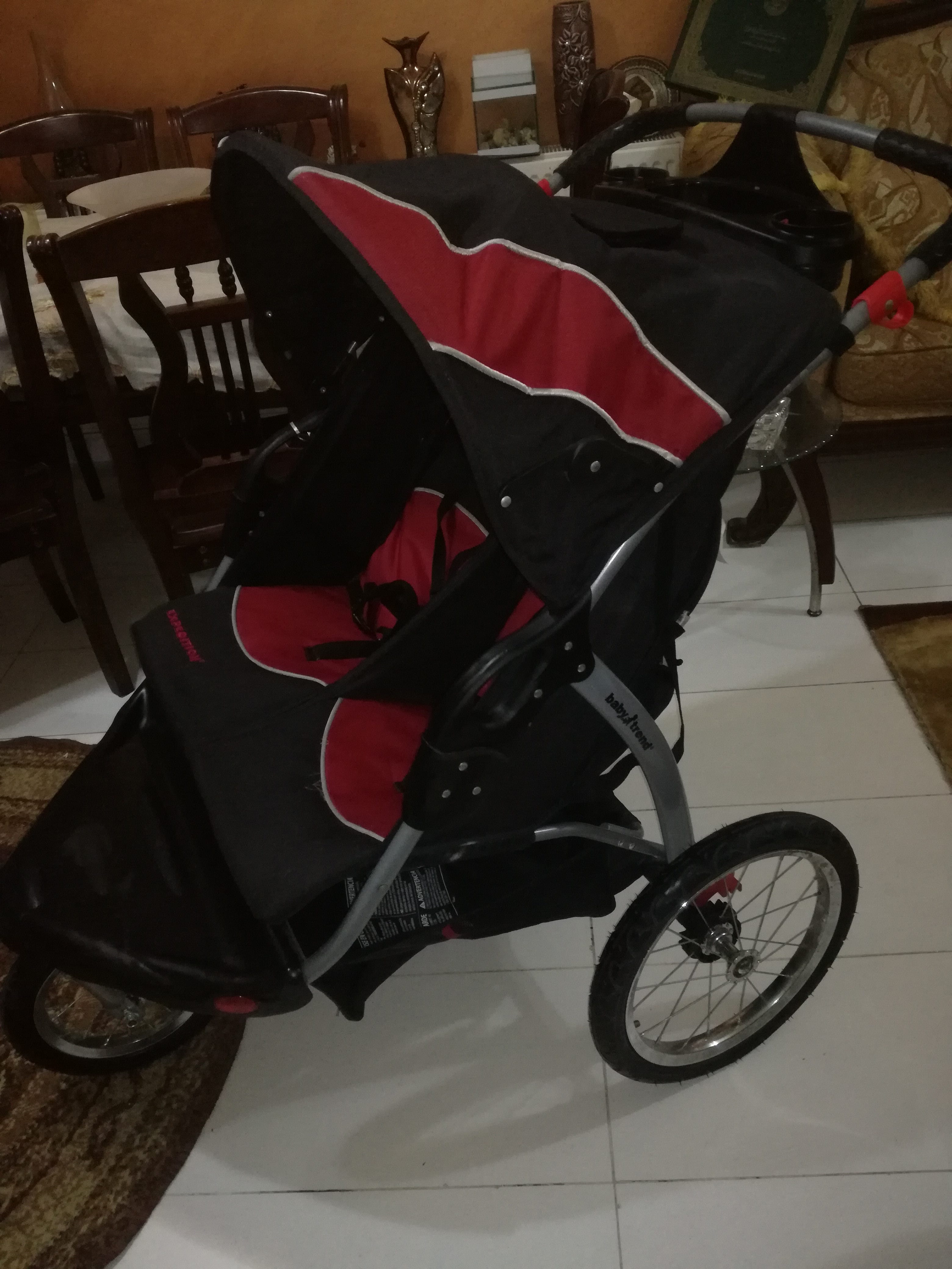 عرباية توام فخمه جدا ماركة baby trend بسعر مغري
لا تنسَ أنك شاهدت هذا الإعلان في عنكبوت
عرباي...