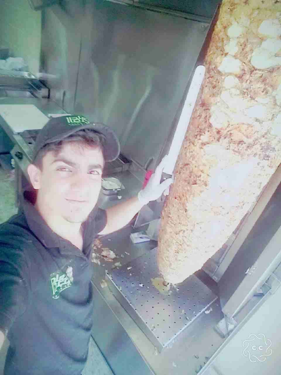 الأردن
لا تنسَ أنك شاهدت هذا الإعلان في عنكبوت
اسمي علي صمادي ابو ليث معلم شاورما خبرتزيد عن 5سنو...